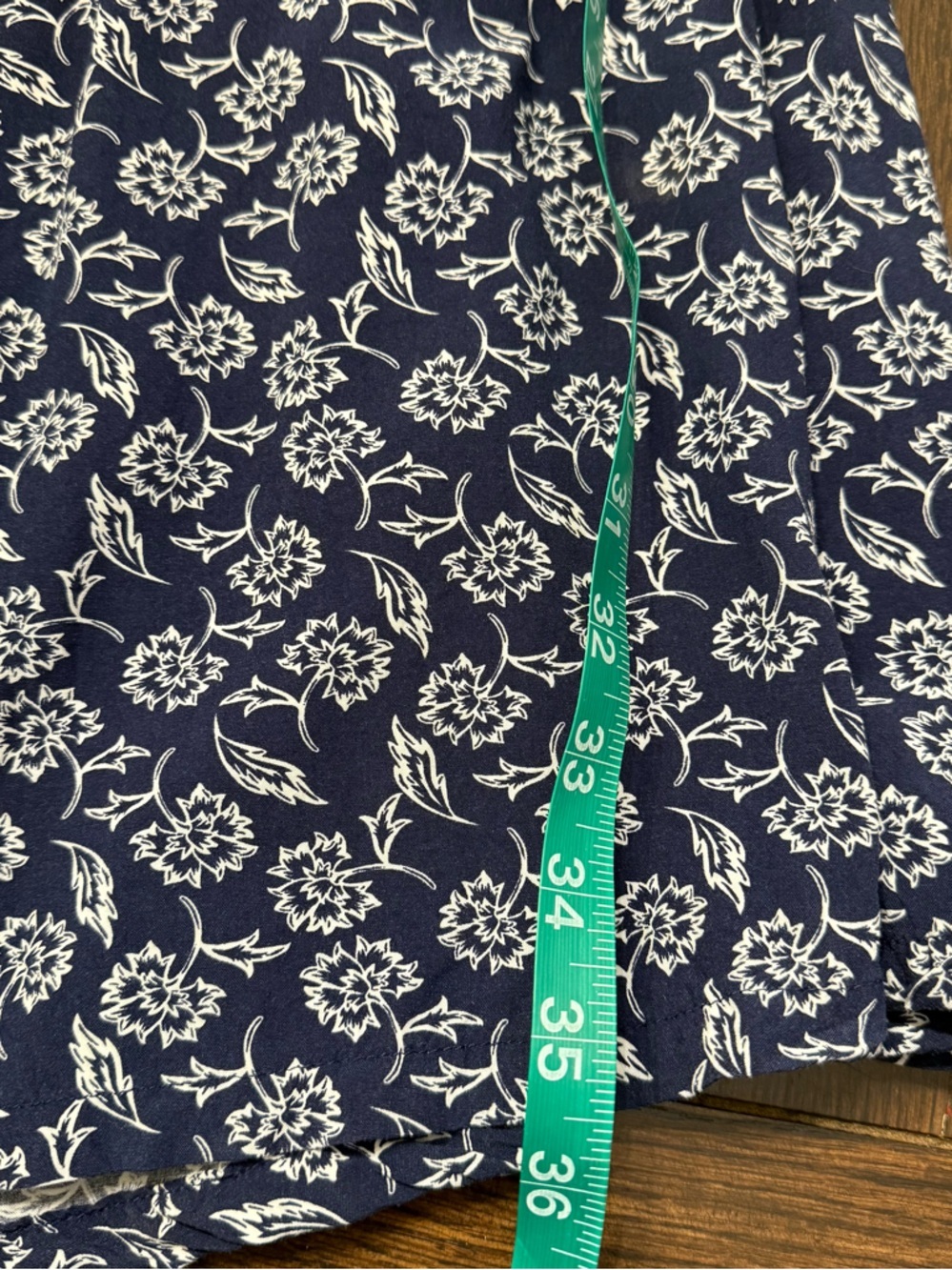 Old Navy Navy and White Floral Midi Dress Sleeveless size medium - Picture 8 of 9